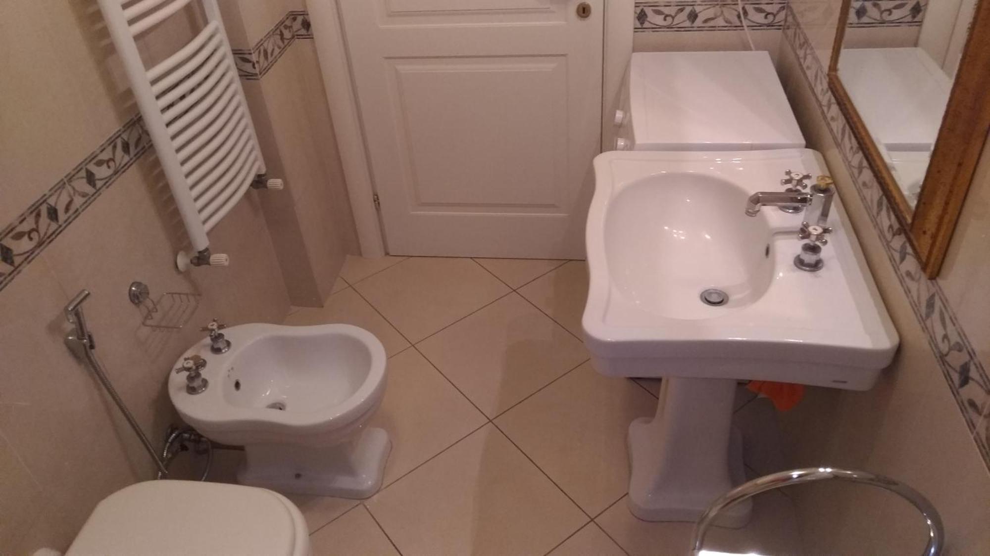 Short-Lets D33, Part Of The House Is Available For Short-Term Rentals In Sorrento Center Exterior photo