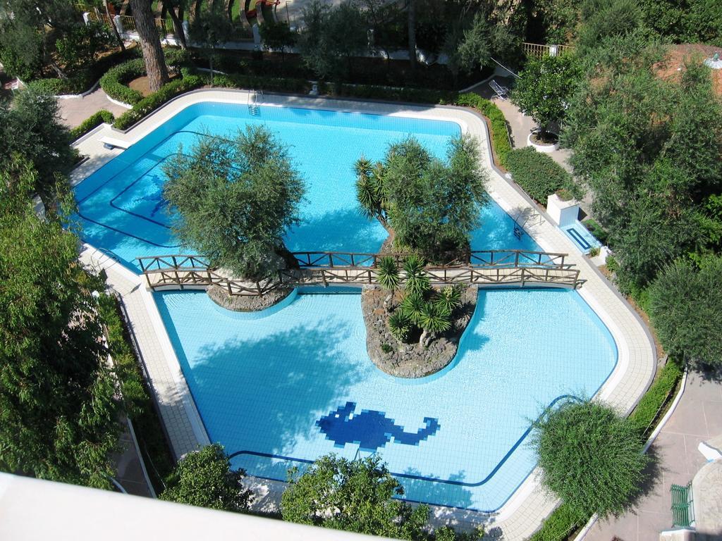 Short-Lets D33, Part Of The House Is Available For Short-Term Rentals In Sorrento Center Exterior photo